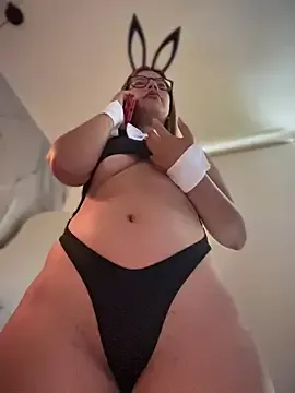 Offline sara_calderon on StripChat