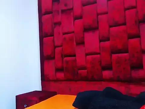 Sara_Sex77 from StripChat