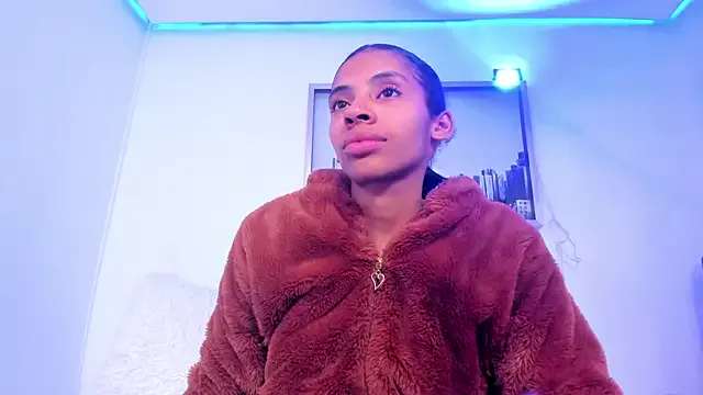 sarah_ashbourne on StripChat 