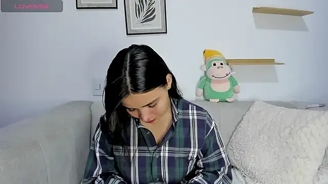 Offline sarita_bigbooty_ on StripChat