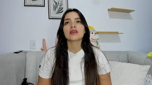 Offline sarita_bigbooty_ on StripChat