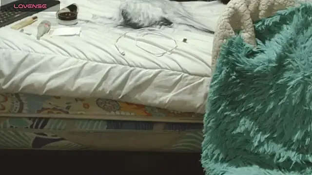 Sasharosee2 on StripChat