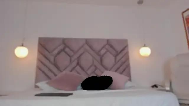 Savannah_Williamss from StripChat