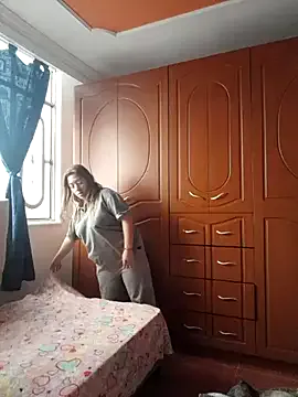 Offline SCARLET-20 on StripChat