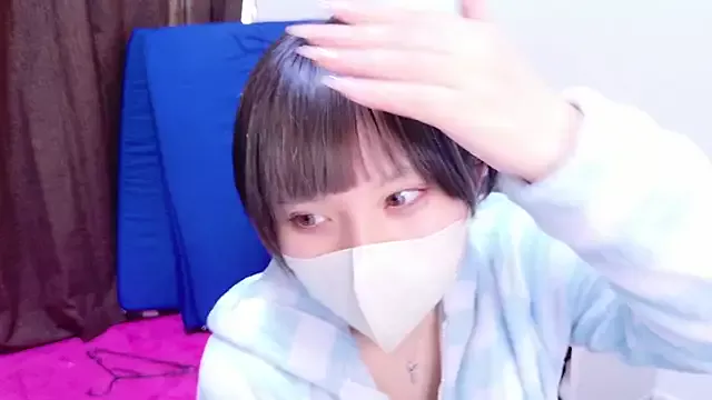 Offline senachinnn on StripChat