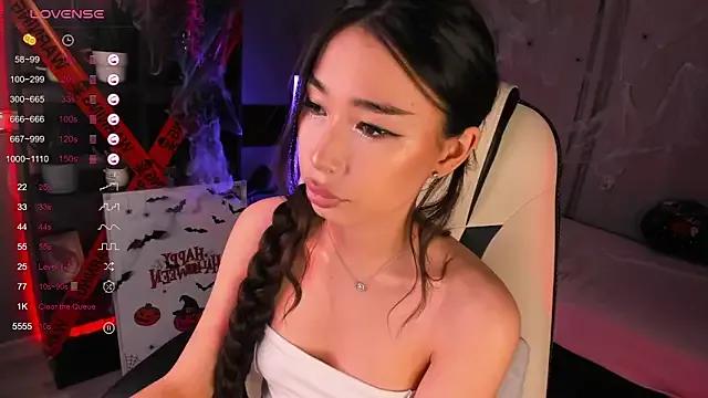 sensualily from StripChat is Freechat