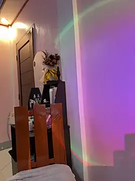 Serenaa_rabbit on StripChat