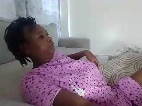 Offline Sexiebony12 on StripChat