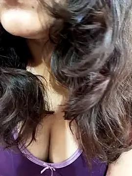 Sexiest_Nataliya from StripChat is Freechat
