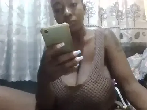 Freechat Sexxy_bre on StripChat