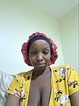 sexxygoldy from StripChat