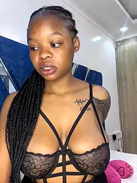 SexxyLunar from StripChat