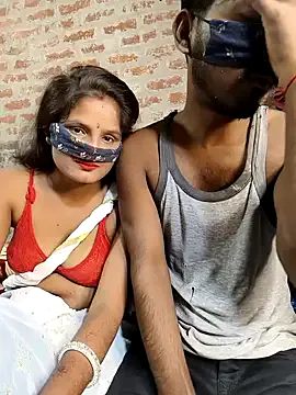 Offline sexy-couple77 on StripChat