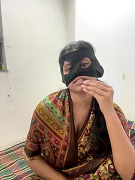 Offline sexy-riya43 on StripChat