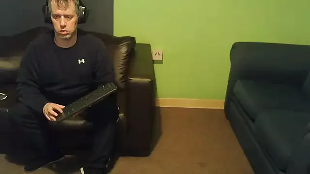 Offline sexyass72 on StripChat