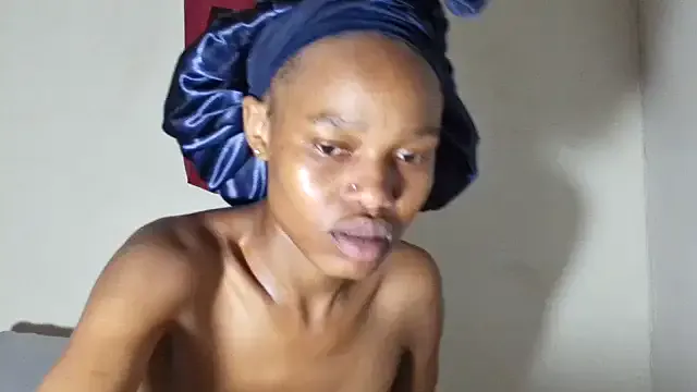 Offline SexyBitchx01 on StripChat