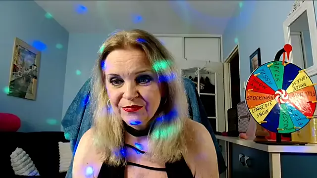 Offline sexyjennyeu on StripChat