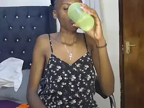 Offline Sexyprecious01 on StripChat