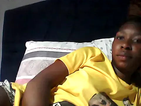 Offline sexysmalldaily04 on StripChat