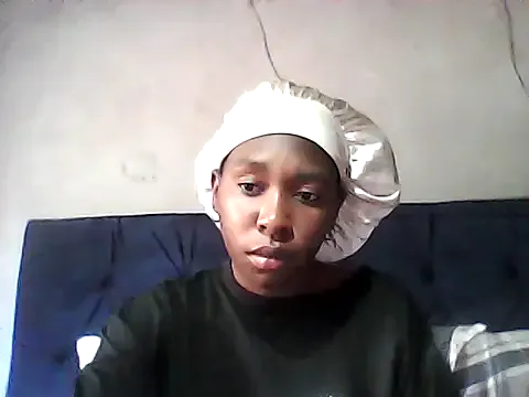 Offline sexysmalldaily04 on StripChat