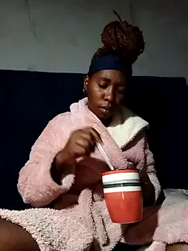 Offline sexysmalldaily04 on StripChat