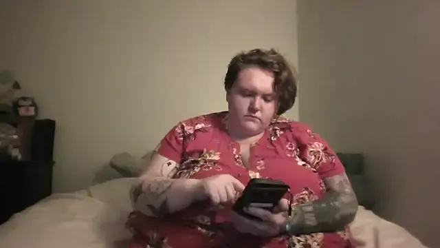 Offline Sh0rtFluff on StripChat