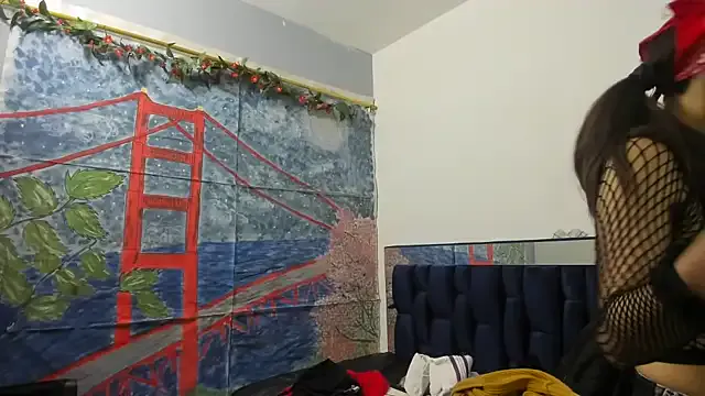 ShairaMarss on StripChat