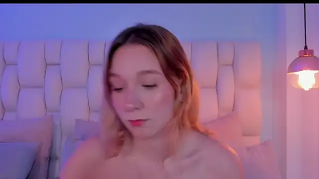 Offline shatall_rouge on StripChat