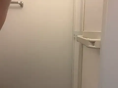 Offline shiro_3 on StripChat