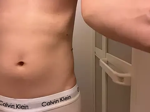 Offline shiro_3 on StripChat