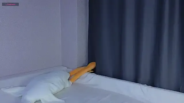 StripChat ShizukaBlanche is Freechat ShizukaBlanche — lick finger