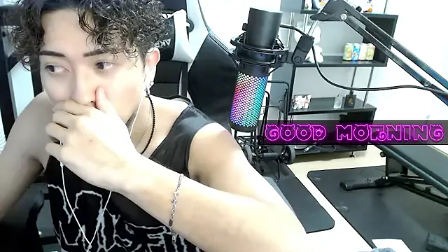 Offline ShizuKuu-429 on StripChat