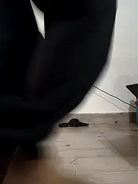 Offline Shreya_kavya on StripChat