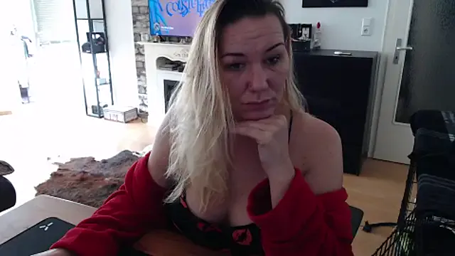 Offline Sidney_Rockz on StripChat