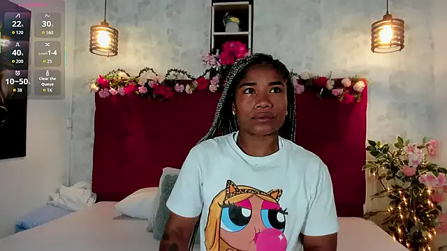 Freechat SilvannaFit on StripChat