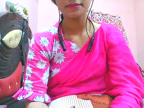 Offline Silver_Queen07 on StripChat