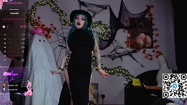 Offline Silvia_Santorskii on StripChat