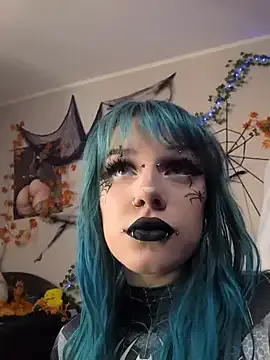 Offline Silvia_Santorskii on StripChat