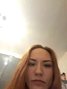 Offline SlimBellaa on StripChat