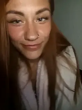 Offline SlimBellaa on StripChat