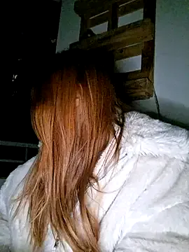 Offline SlimBellaa on StripChat