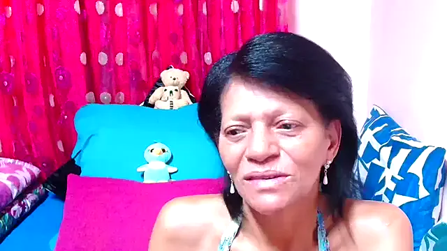 Offline SLUTTYROXY on StripChat