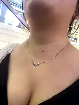 Freechat smgirls on StripChat