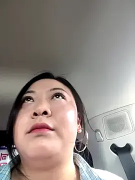 Freechat smgirls on StripChat