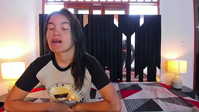 Freechat Sofy_and_Mia on StripChat