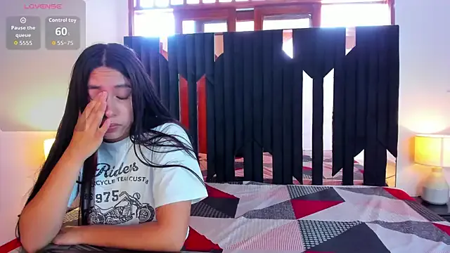 Freechat Sofy_and_Mia on StripChat