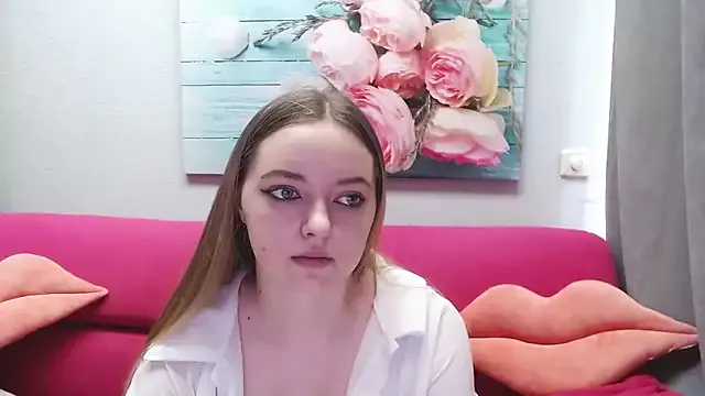 Offline SofySofty on StripChat