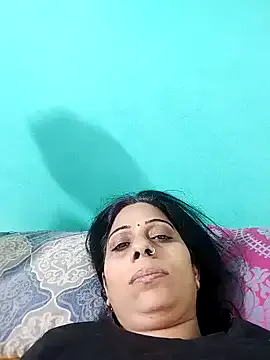 Offline Soniya_Roy on StripChat