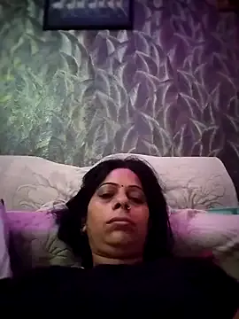 Offline Soniya_Roy on StripChat