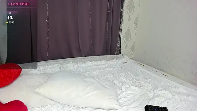 Offline SophiaRyder on StripChat